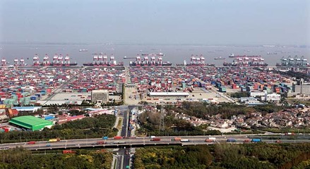 上海自貿區成立近一年:甘心做&ldquo;苗圃&rdquo;的&ldquo;深改&rdquo;排頭兵